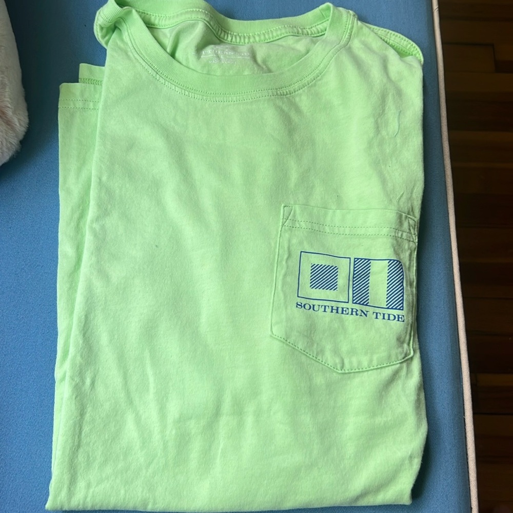 Southern Tide Tshirt